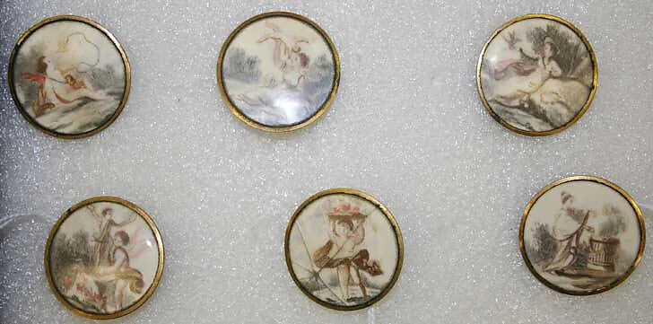 Button — Unknown