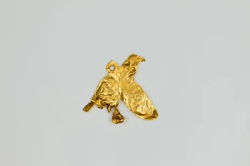 Vulture amulet