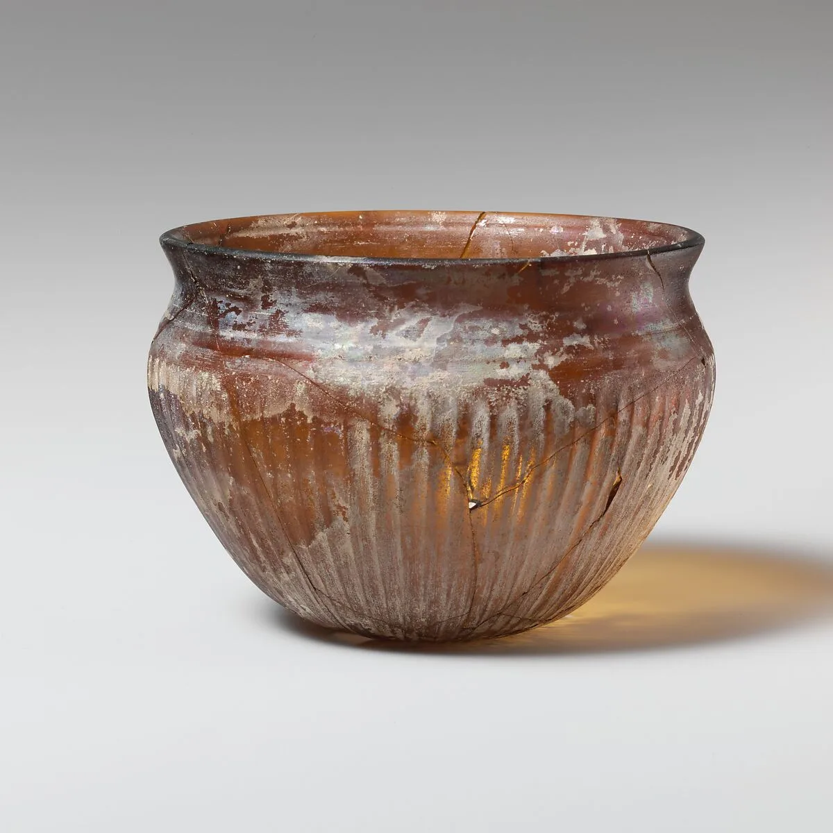 Glass bowl with fluted decoration — Unknown