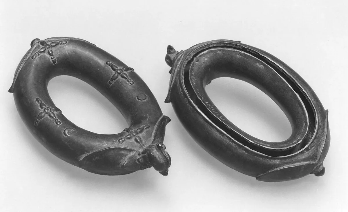 Kaichiliambu (vessel rattles) — Unknown