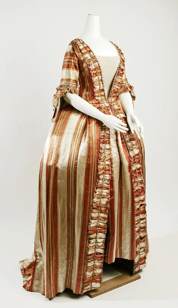 Robe à la Française — Unknown