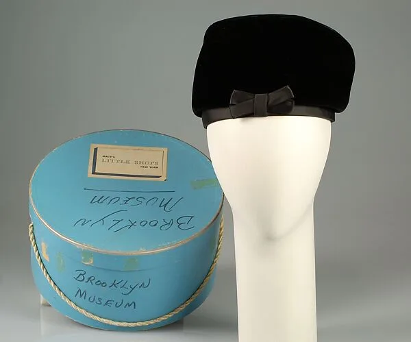 Hat — Lilly Daché