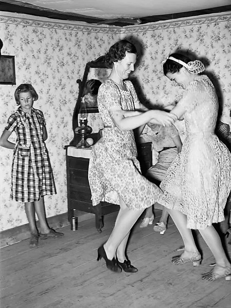Couple at Squaredance — Debbie Grossman|Russell Lee