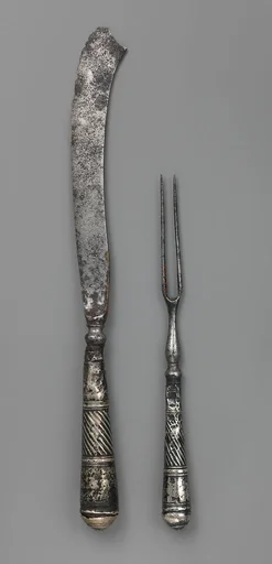 Table knife and fork