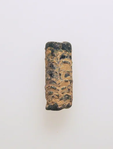 Glass bead