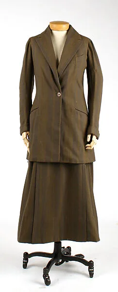 Suit — H. Creed & Co.
