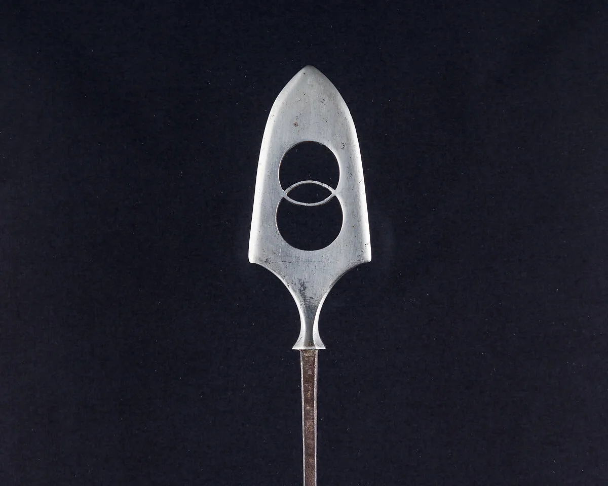 Arrowhead (<i>Yanone</i>) — Unknown