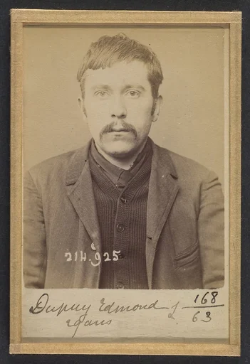 Dupuy. Edmond, Adolphe. 29 ans, né à Paris XIVe. Employé de commerce. Anarchiste. 1/3/94.