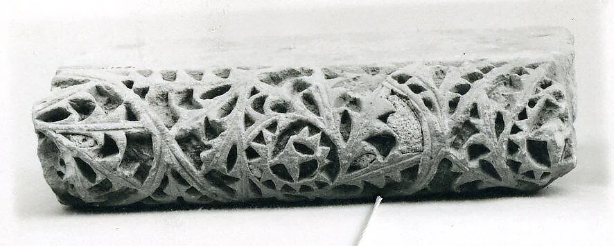 Fragment from a Molding with Scrolling Acanthus Leaves — Unknown
