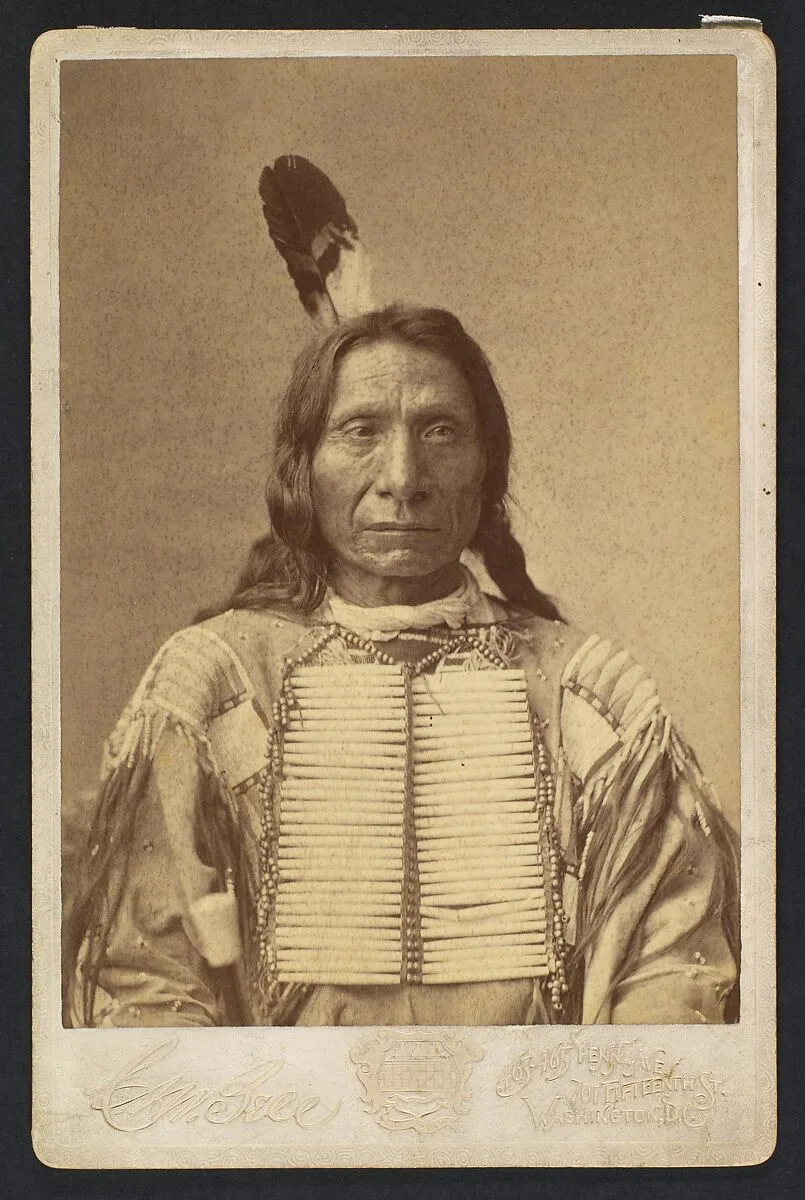 Maȟpíya Lúta (Red Cloud) — Charles Milton Bell