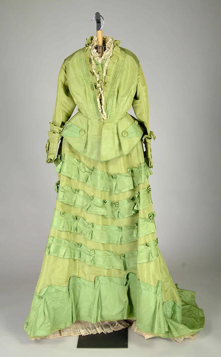 Visiting dress — Unknown
