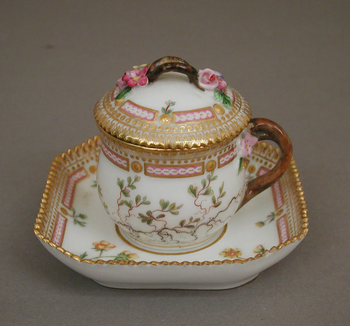 Custard cup with cover and tray — Royal Porcelain Manufactory