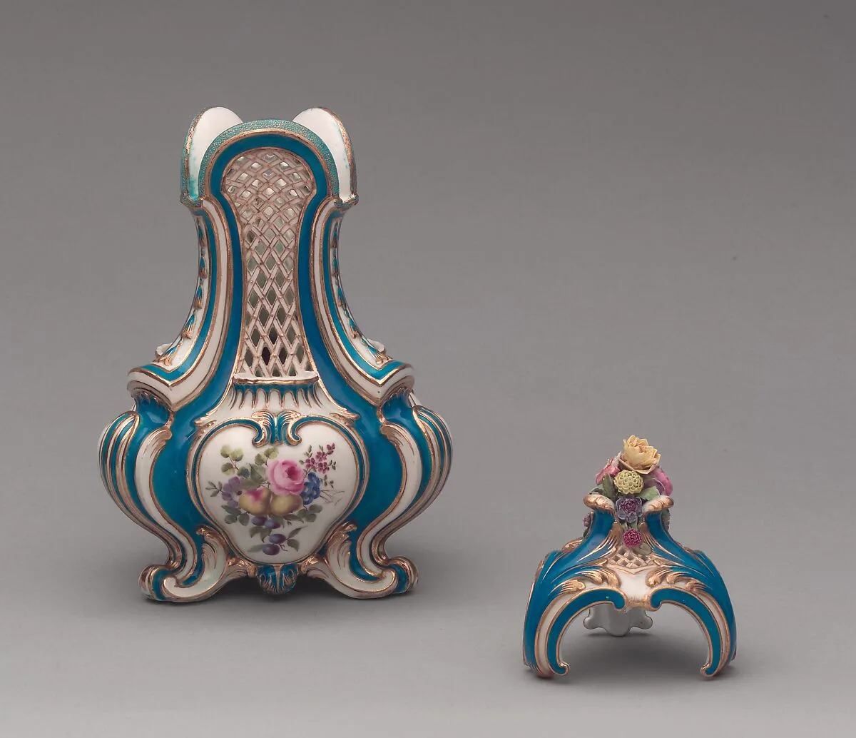 Vase with cover (vase pot-pourri triangle) (one of a pair) — Sèvres Manufactory|Jean-Claude Duplessis