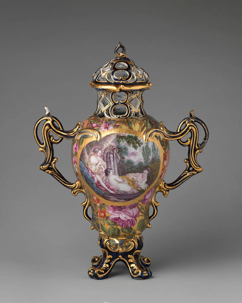 Perfume vase (one of a pair) — Chelsea Porcelain Manufactory
