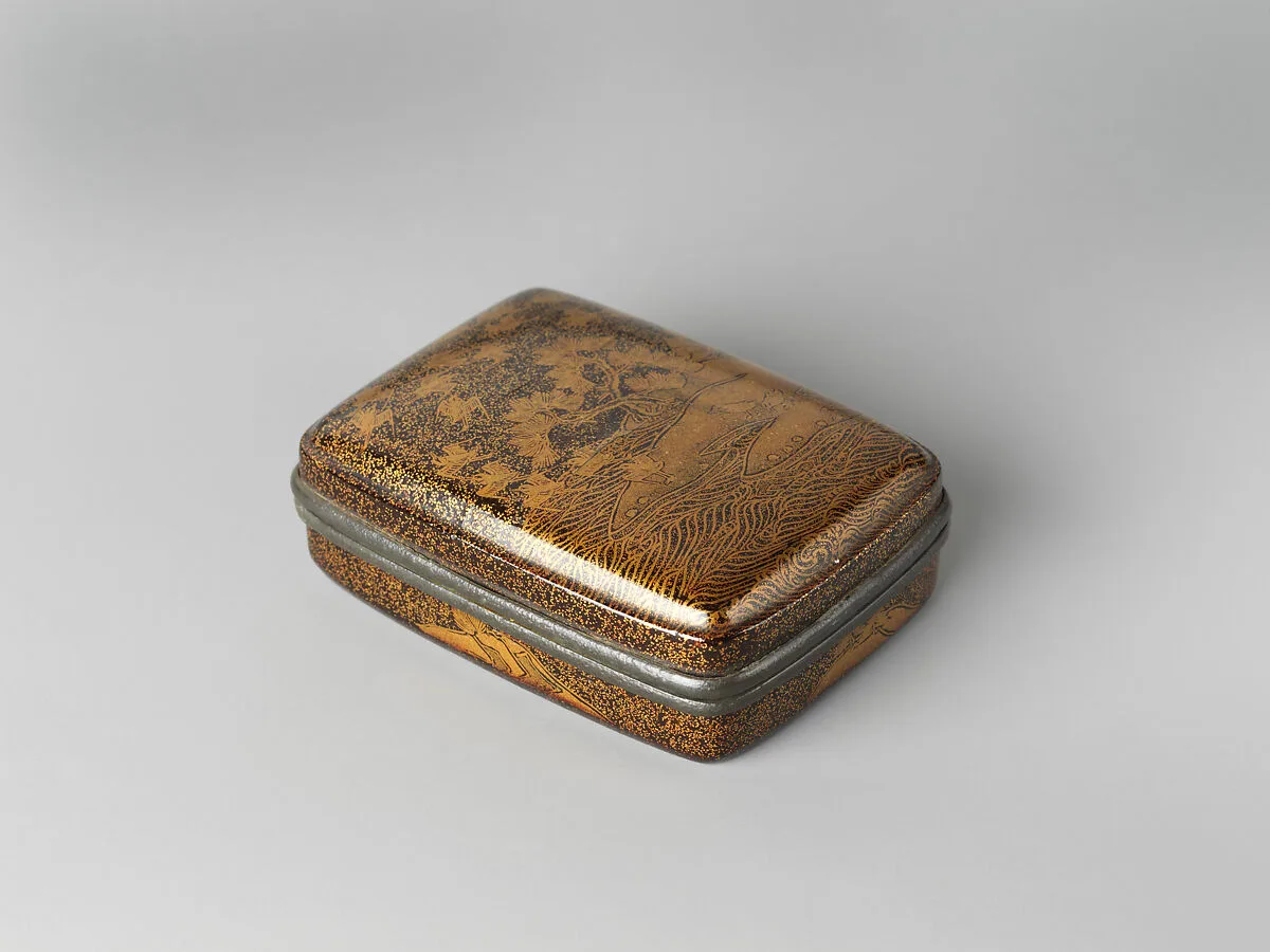 千鳥松蒔絵香合|Incense Box (Kogo) with Pines and Plovers — Unknown