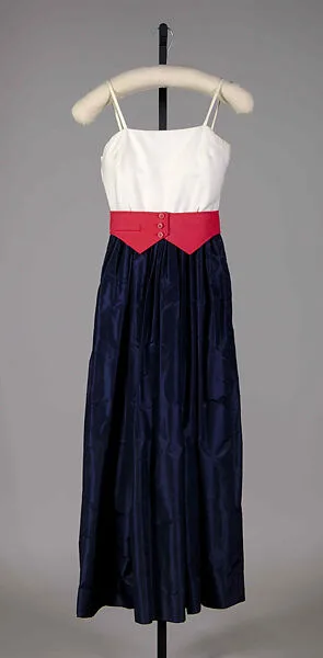 Evening dress — Bill Blass