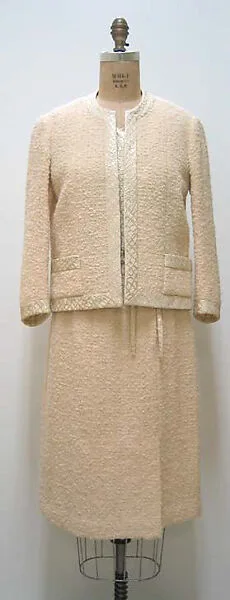 Ensemble — Gabrielle Chanel|Roger Vivier|House of Dior|House of Chanel