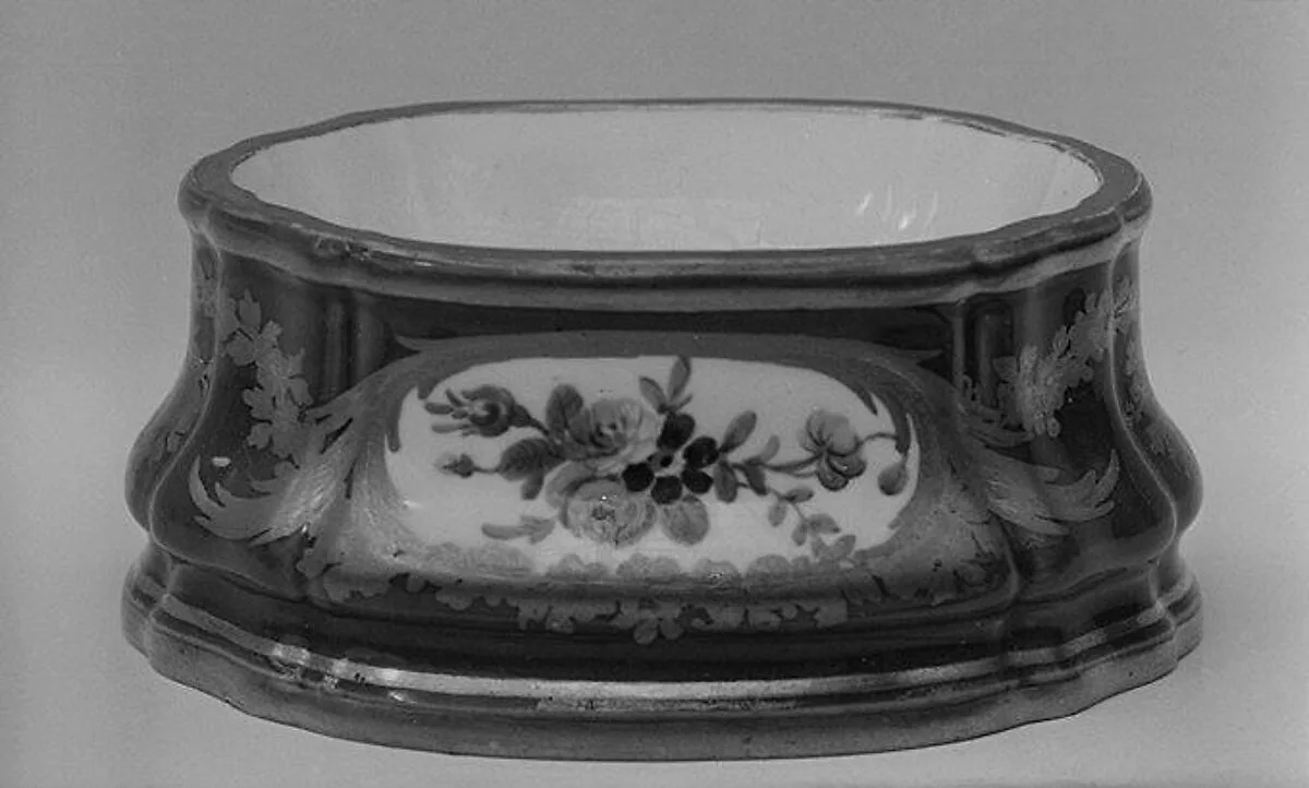 Salt (one of two) (part of a service) — Sèvres Manufactory|Antoine-Toussaint Cornailles|Michel-Barnabé Chauvaux