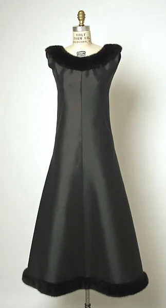 Evening dress — Cristobal Balenciaga|House of Balenciaga