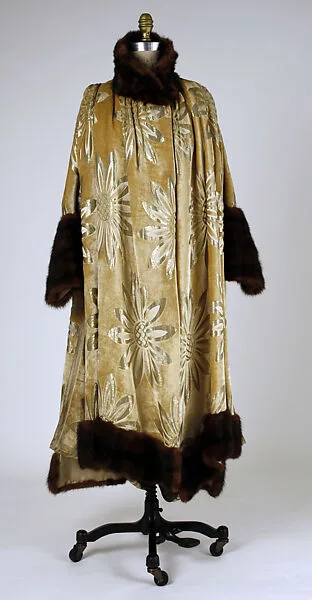 Evening coat — Callot Soeurs