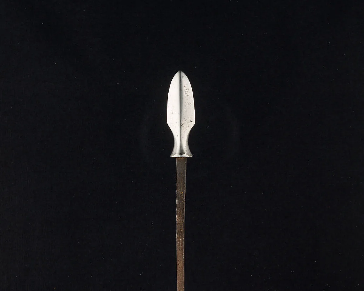 Arrowhead (<i>Yanone</i>) — Unknown