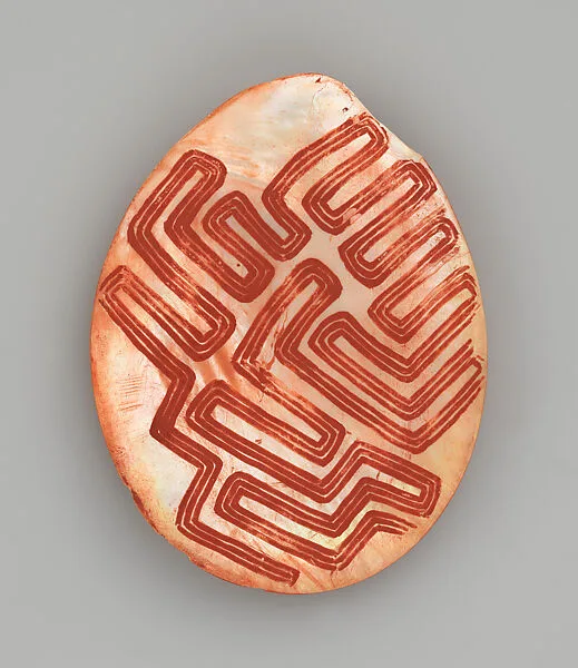 Engraved pearl shell — Unknown