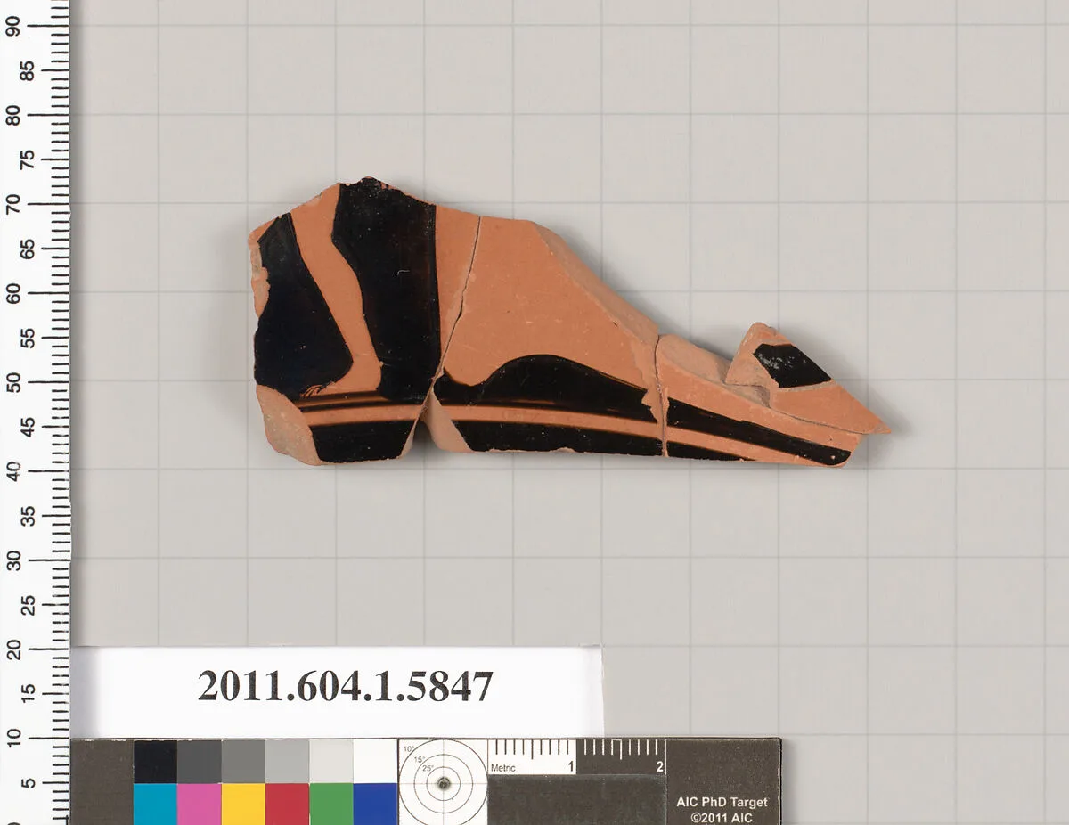 Terracotta fragment of a kylix: eye-cup (drinking cup) — Bowdoin Painter