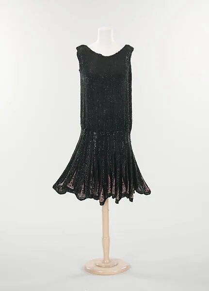 Evening dress — Unknown