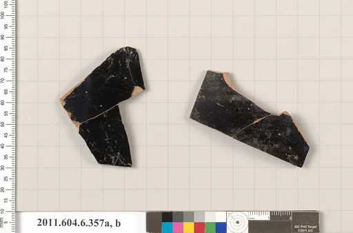 Terracotta fragments of closed shapes