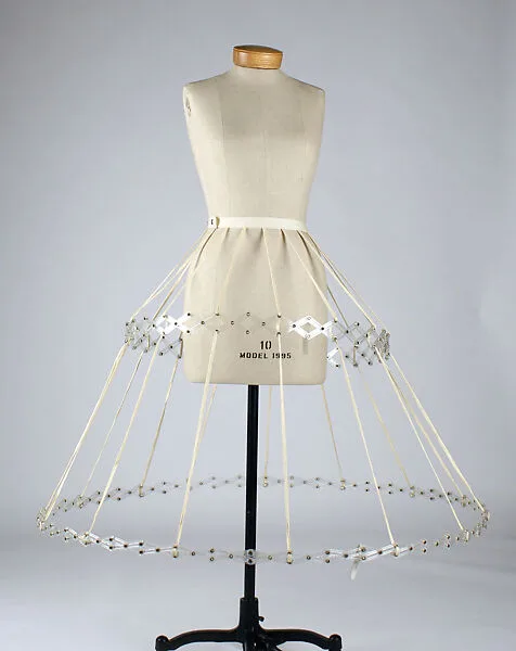 Hoops — Belle o' the Ball Hoop (Clayton Mfg. Co)|Mary Tom Clayton