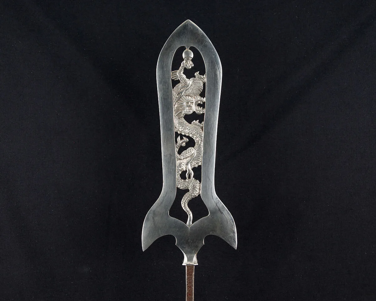 Arrowhead (<i>Yanone</i>) — Unknown