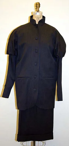 Suit