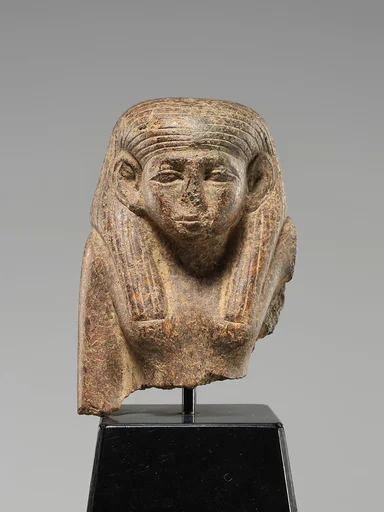 Upper half of a woman from a pair or group statue