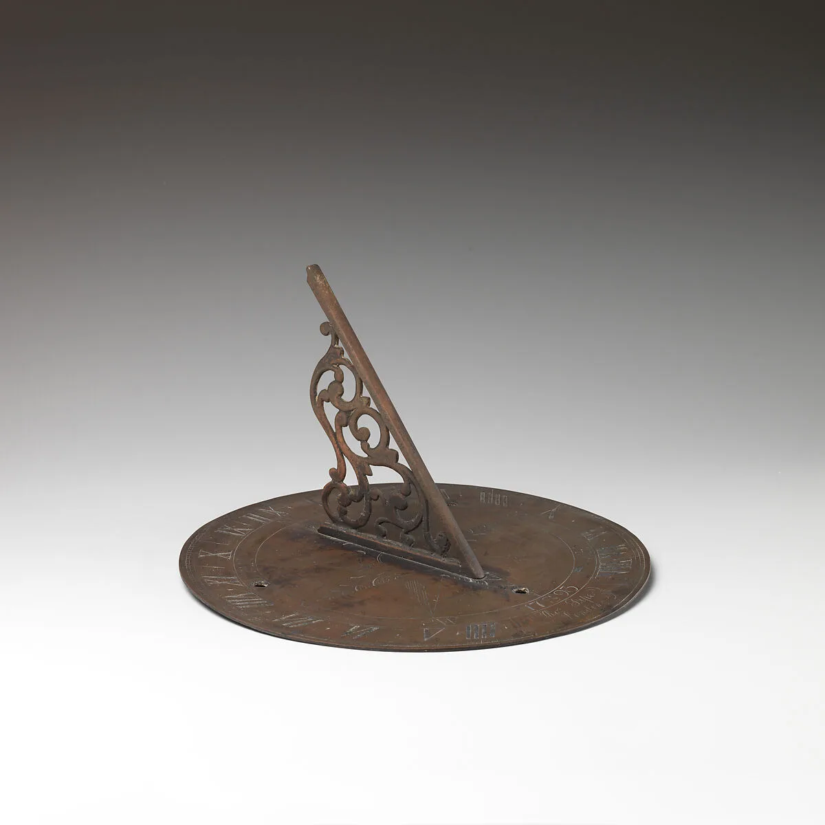 Stationary horizontal sundial — Thomas Pipe