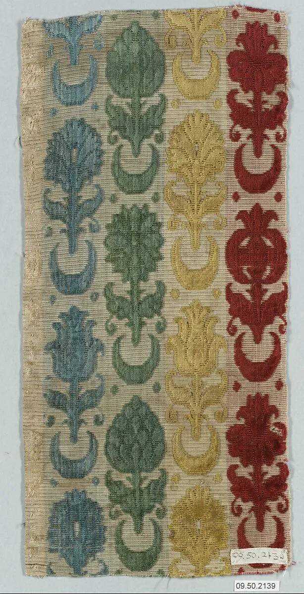 Fragment of polychrome velvet — Unknown