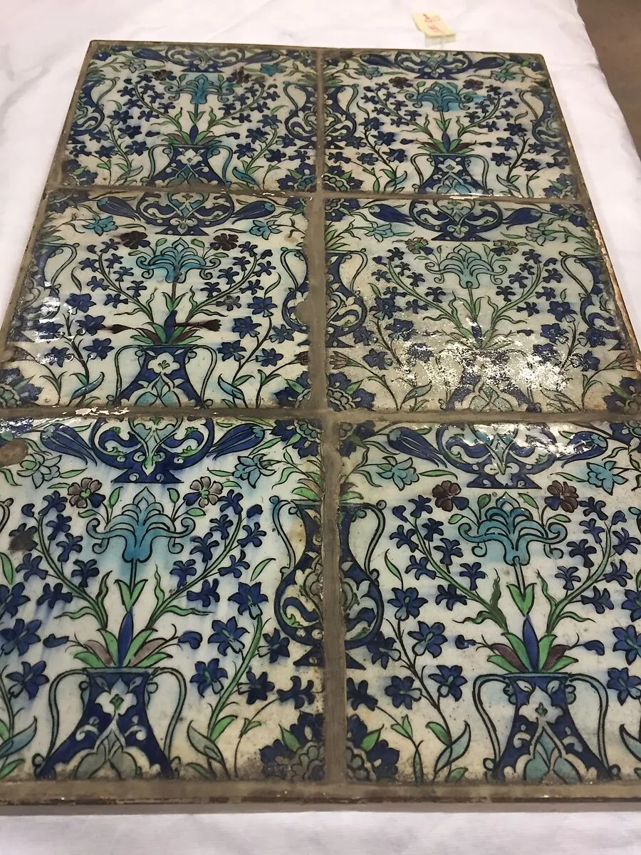 Tile Panel — Unknown