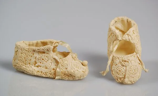Bootees — Unknown