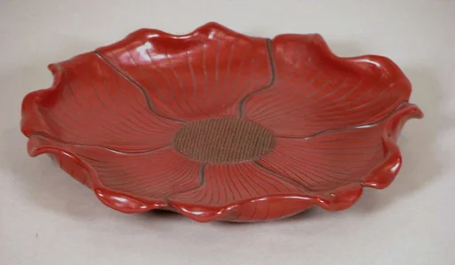 清晚期 剔紅花形漆碟|Tray in the shape of a peony