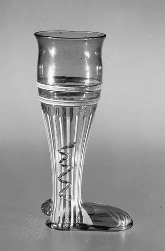 Boot glass