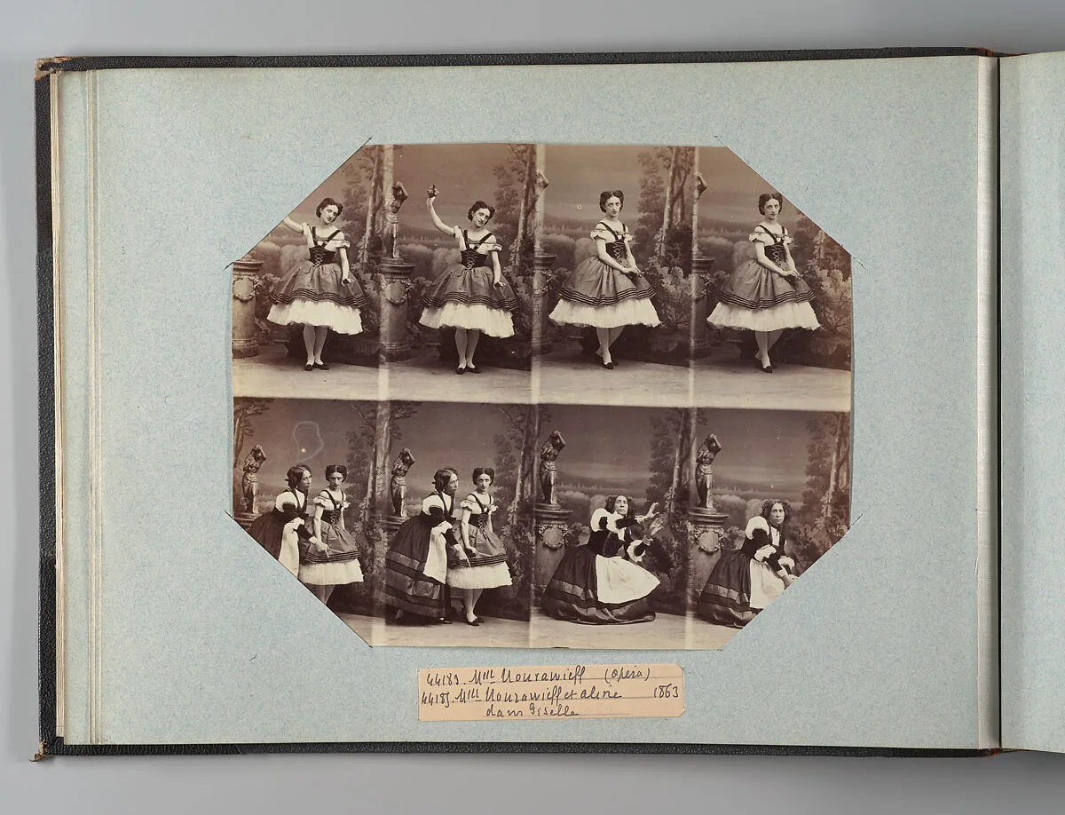 Mlle Mourawieff; Melle Mourawieff et Aline dans Giselle — André-Adolphe-Eugène Disdéri