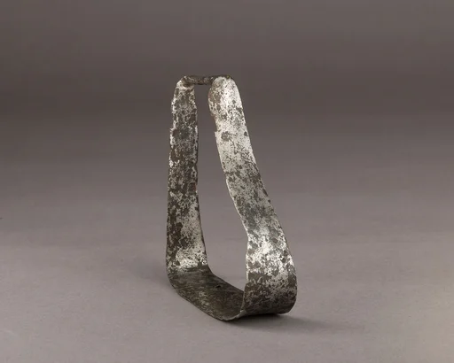 Left Stirrup
