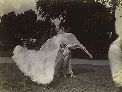 Loie Fuller Dancing