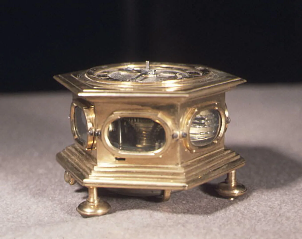 Table clock — Unknown