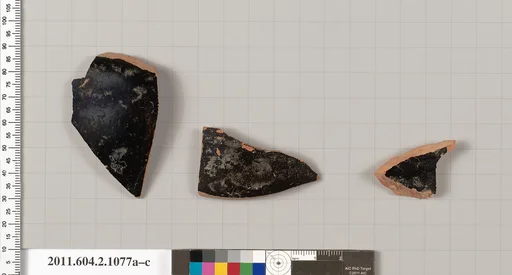 Terracotta fragments of closed shapes