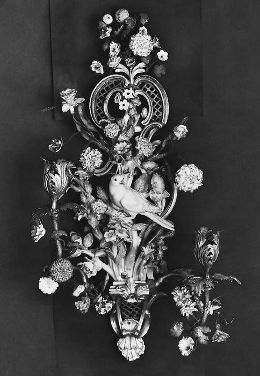 Wall bracket (one of a pair) — Meissen Manufactory