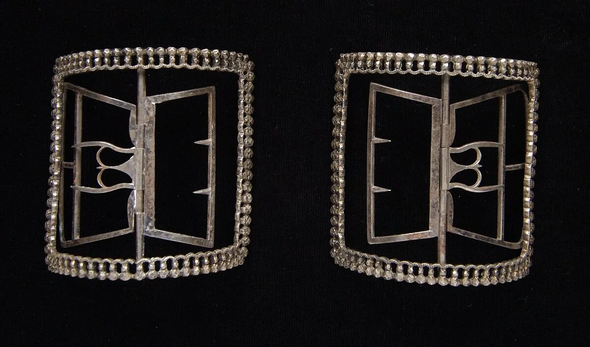 Shoe buckles — Unknown
