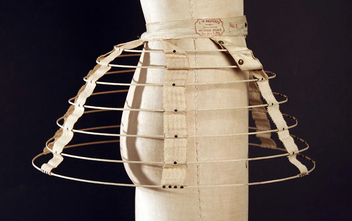 Cage crinoline — Unknown
