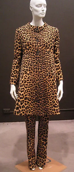 Ensemble — Valentino