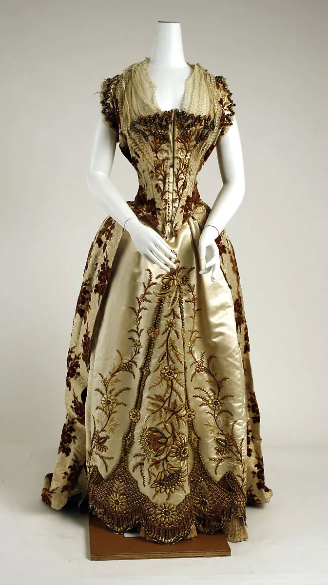 Ball gown — Unknown