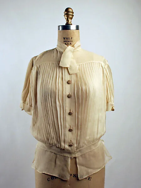 Blouse — Unknown
